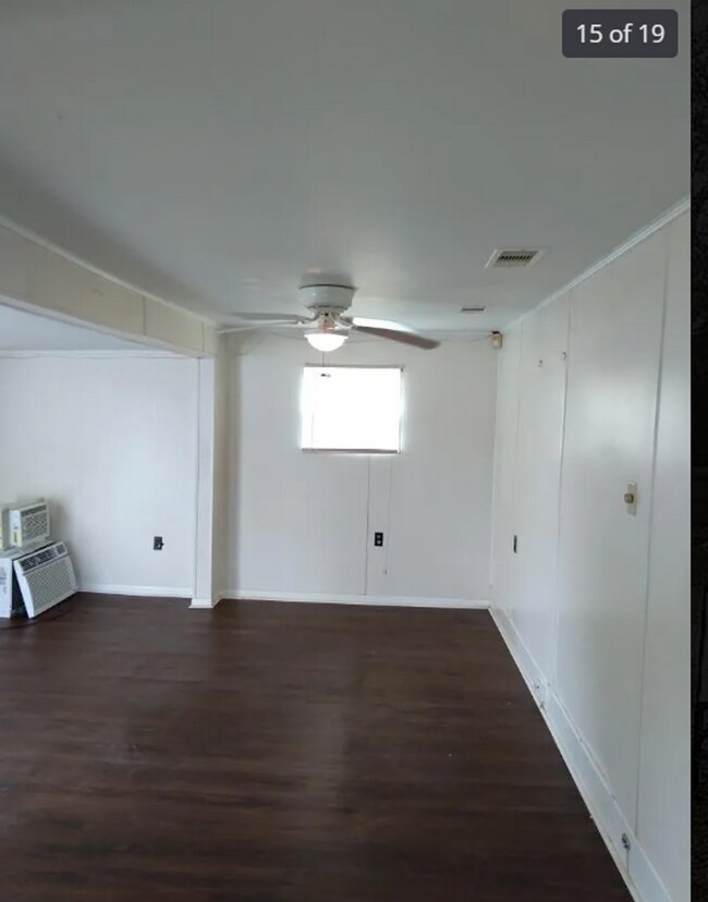 Building Photo - 2820 Thomas Blvd