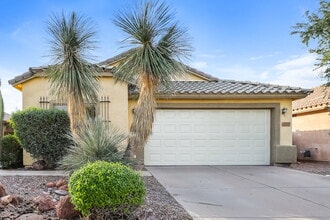 Building Photo - 10919 E Catalina Ave