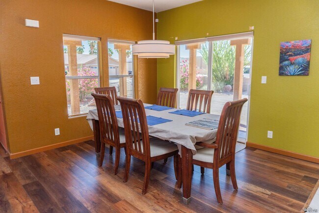 Building Photo - 28702 Canal Ave