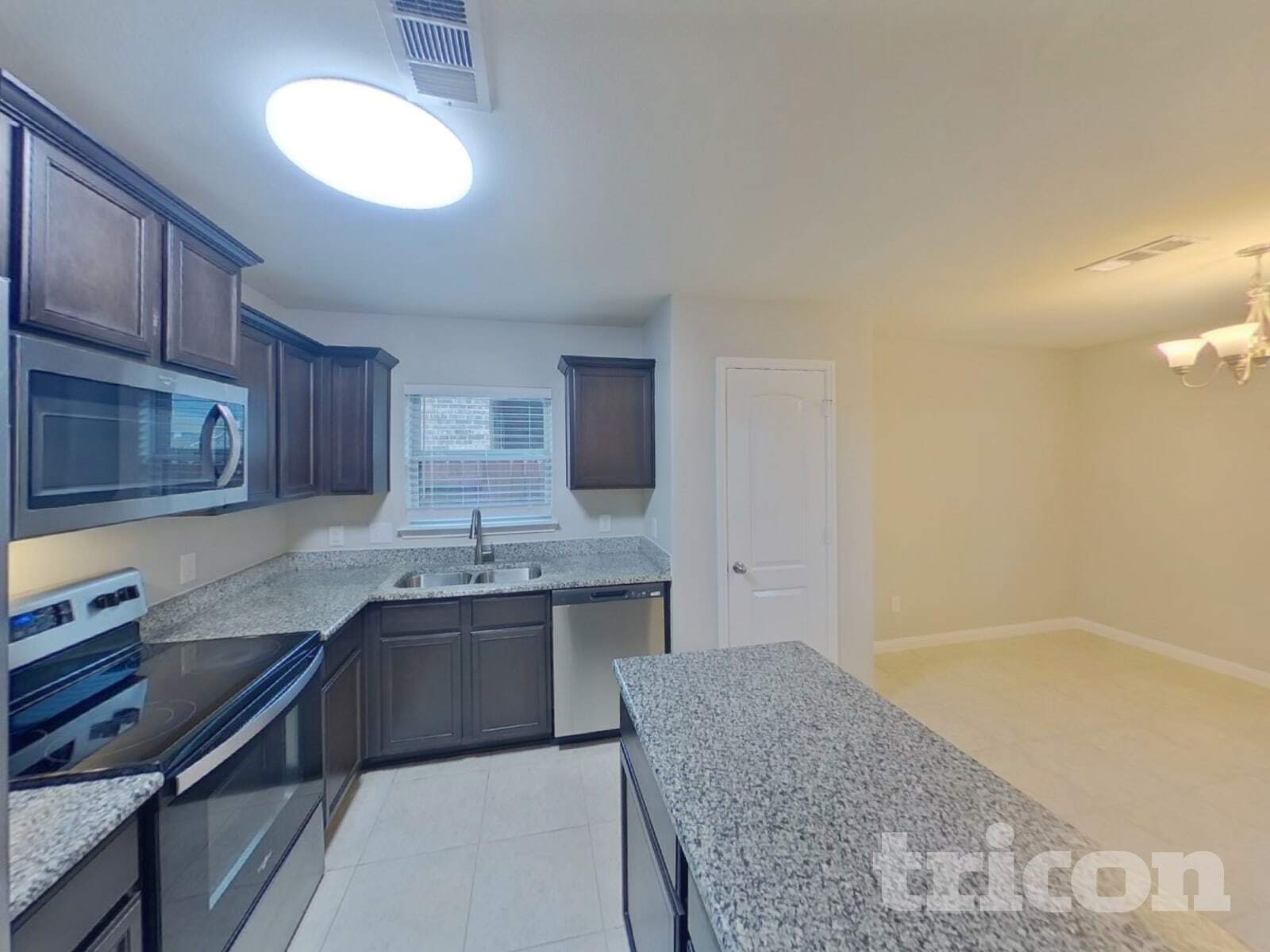 Building Photo - 185 Presidents Way