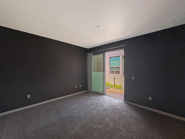 Building Photo - Modern Golden Hill Retreat with En-Suite B...