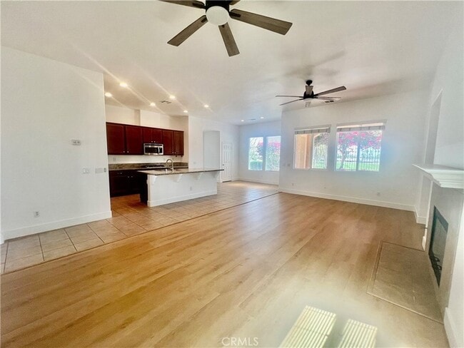 Building Photo - 77184 California Dr