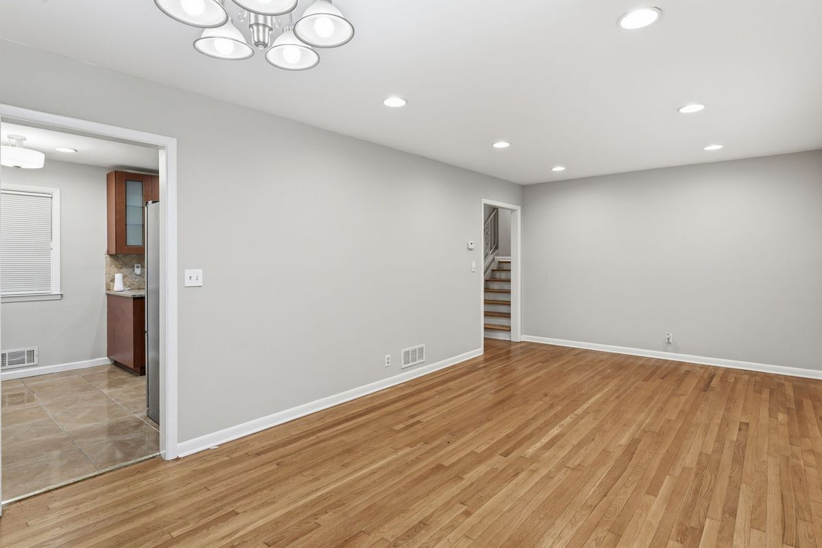 Building Photo - 4411 Langdon Dr
