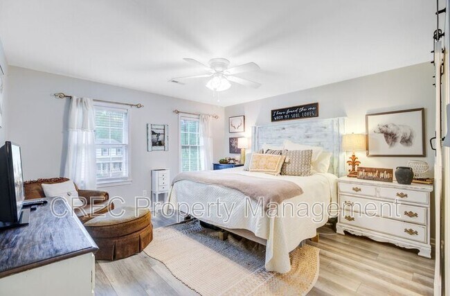 Building Photo - 109 Fort St