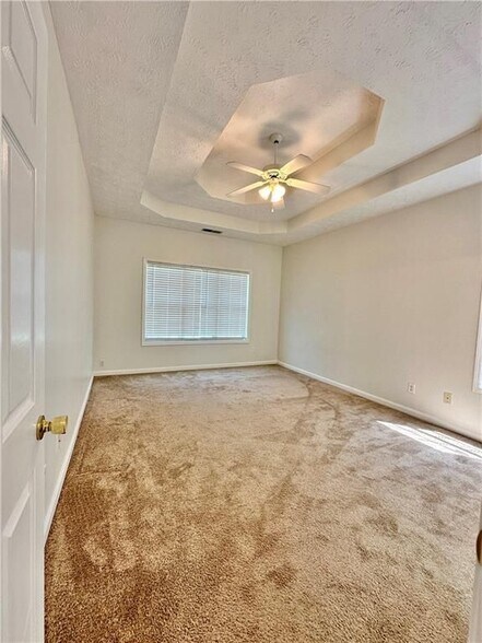 Building Photo - 1815 Jeffery Ct