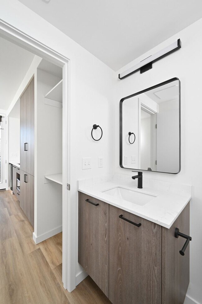 Interior Photo - Greta Apartments