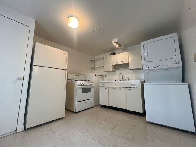 Building Photo - 226/228 Belmar Avenue