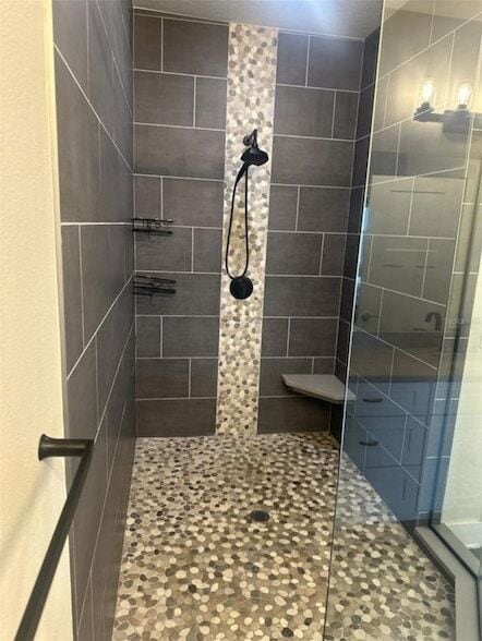 Building Photo - 1249 Savona Dr