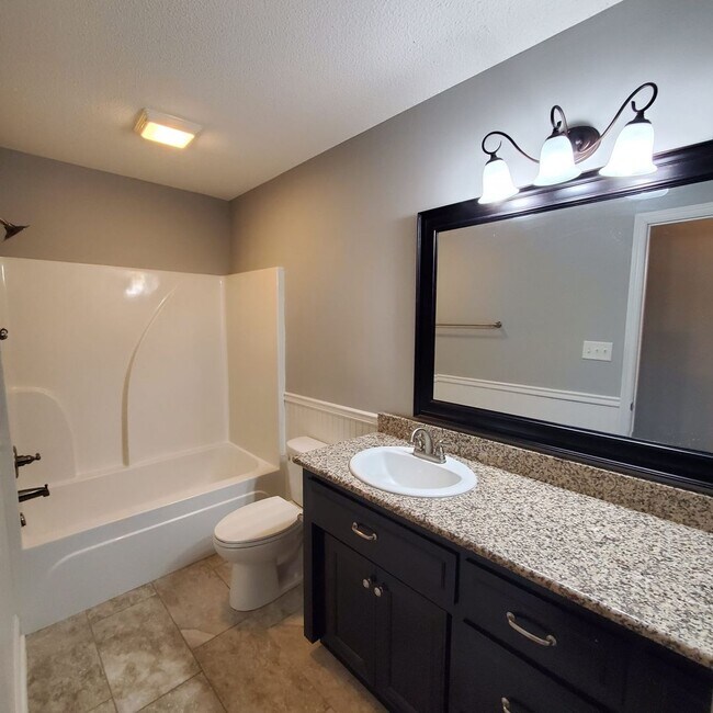 Building Photo - Charming Single-Story Haven in Carlton Ridge: Your Ideal Georgia Rental Home