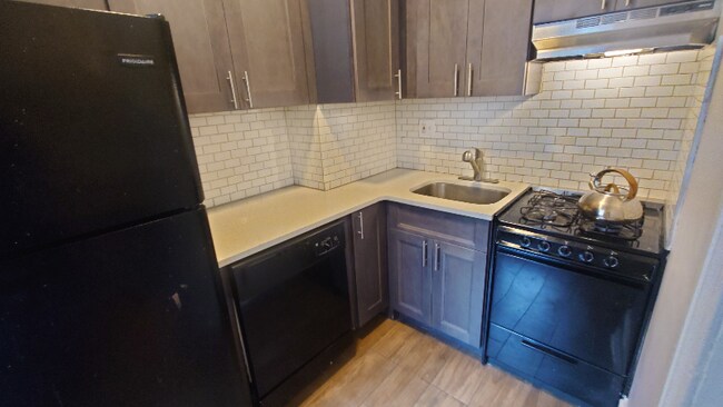 Building Photo - 5903 Greene St