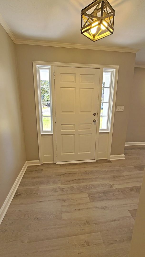 Building Photo - Modern Charm: Spacious 4-Bedroom Home with Inviting Amenities in Valdosta, GA