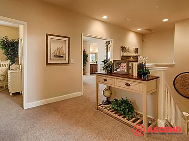 Building Photo - Remarkable 5 Bedroom Home!