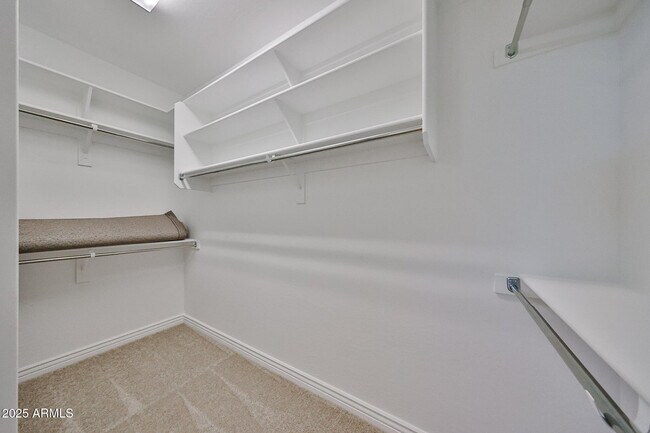 Building Photo - 8747 W Colter St