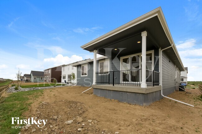 Building Photo - 496 Kansas Ave