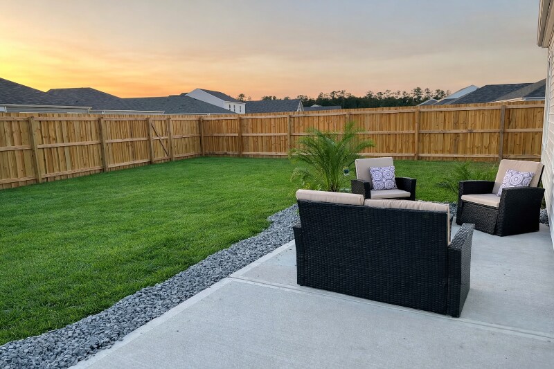 Building Photo - 8183 E Highcroft Dr NE