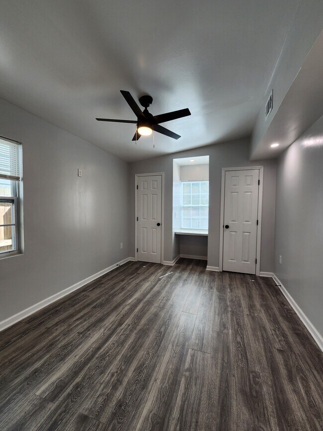 Building Photo - 2108 Tennessee Ave