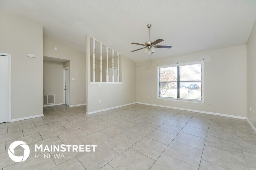 Building Photo - 604 Basingstoke Ct