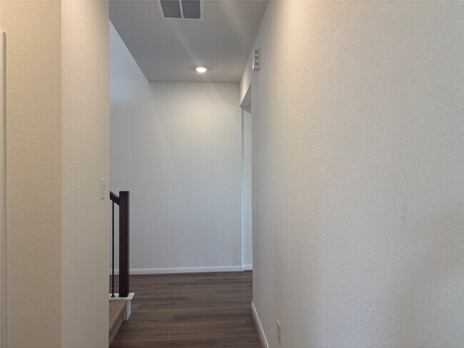 Building Photo - 4821 Vida Vis Dr