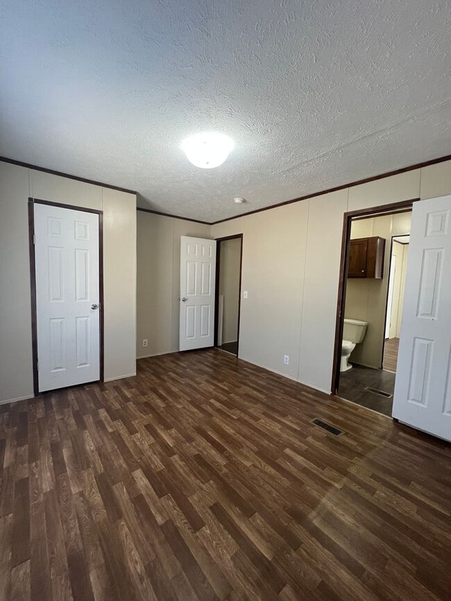 Building Photo - 142 County Rd 5516
