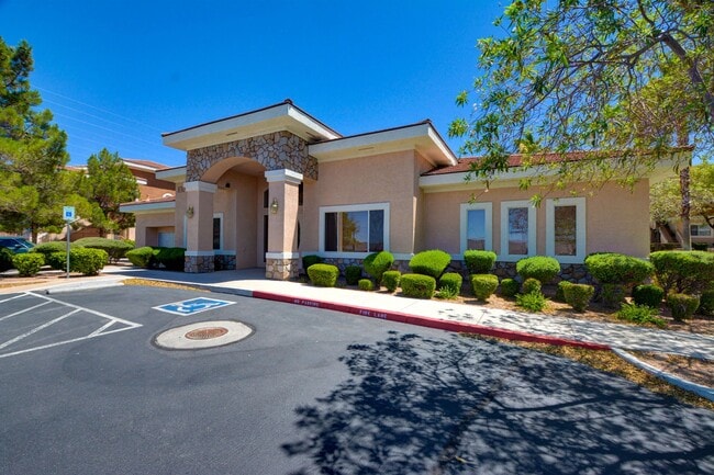 Building Photo - Beautiful 2 BR In Gated 89052 Community