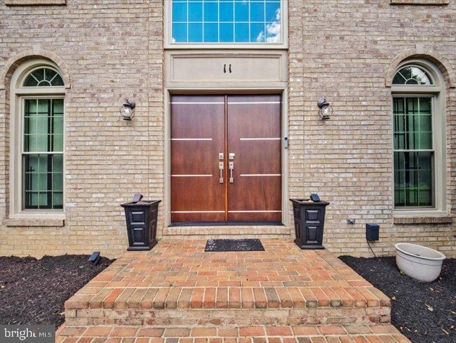 Building Photo - 11 Talley Ct