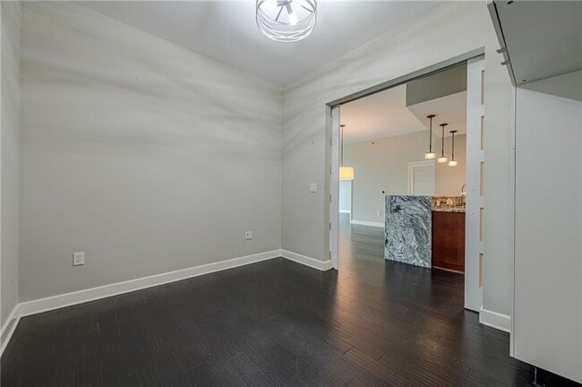 Building Photo - 2795 Peachtree Rd NE