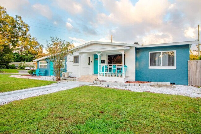 Building Photo - 1324 Catalpa Ln