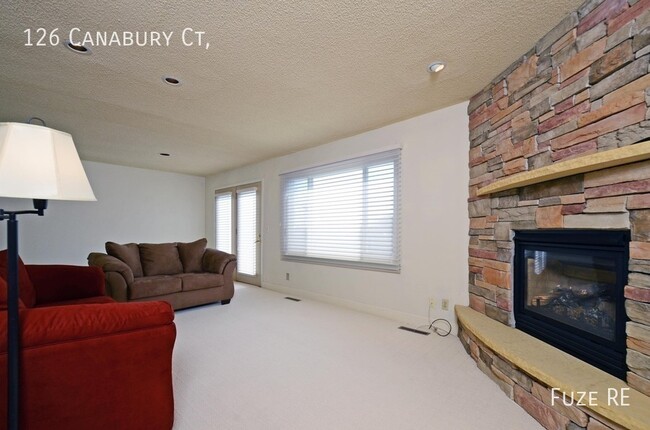 Building Photo - 126 Canabury Ct