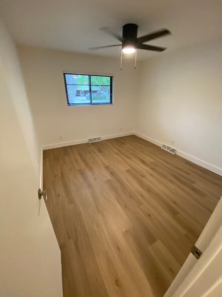 front bedroom - 1108 Constitution Ave