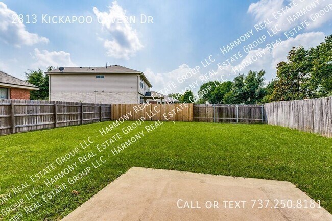 Building Photo - 2813 Kickapoo Cavern Dr