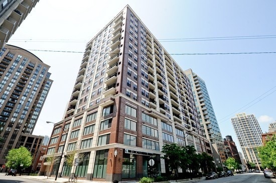 Primary Photo - 451 W Huron St