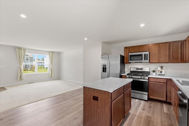 Building Photo - Welcome to your new home in beautiful Lewe...