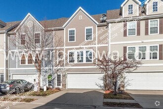 Building Photo - 3181 SW Sharmin Ln