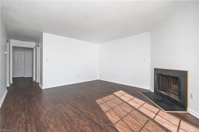 Building Photo - 908 Vincent Ct
