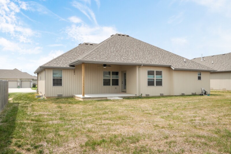 Building Photo - 877 E Scott Wayne Dr