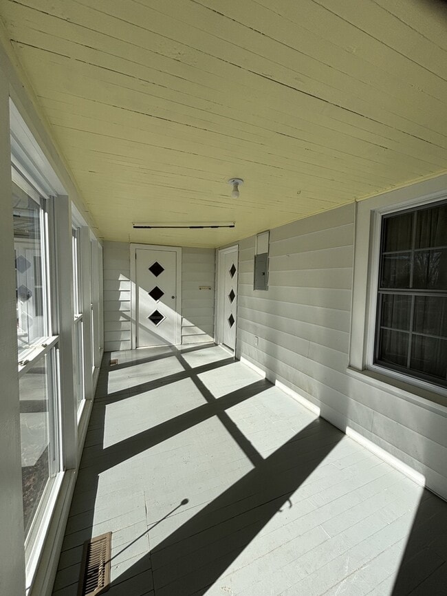 Building Photo - 2115 Galilee Rd