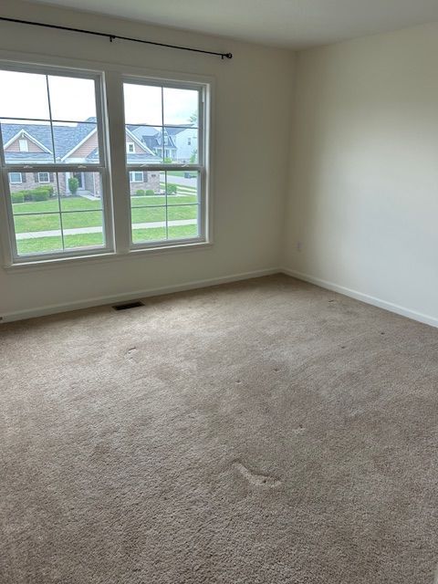 Building Photo - Massive, Newer 4 Bedroom Home in Pool Comm...