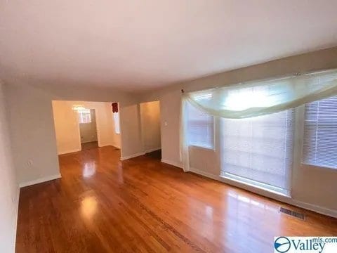 Building Photo - 1000 Longwood Dr SE