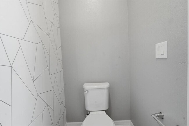 Building Photo - 16029 Tollington Alley