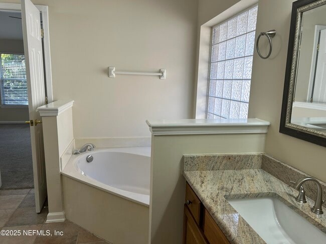 Building Photo - 1630 Majestic View Ln