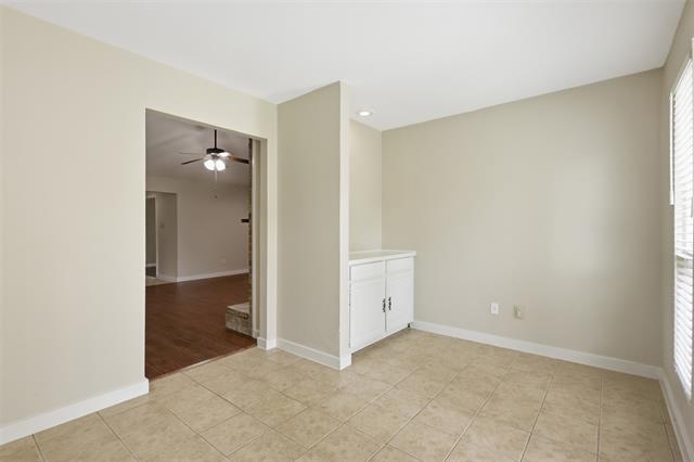Building Photo - 4545 Hartford Dr
