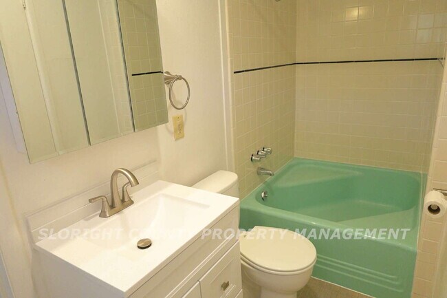Building Photo - AVAILABLE NOW - Charming Old-Town SLO Home - 1 Bed / 1 Bath w/ BONUS ROOM