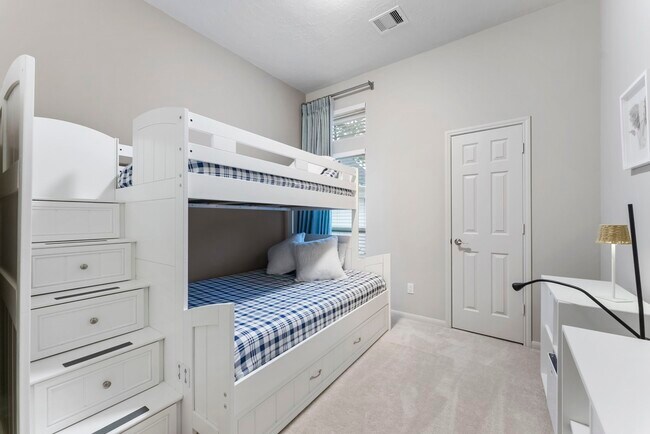 Building Photo - 25003 Burgh Castle Dr