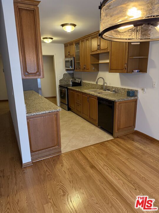 Building Photo - 4647 Willis Ave