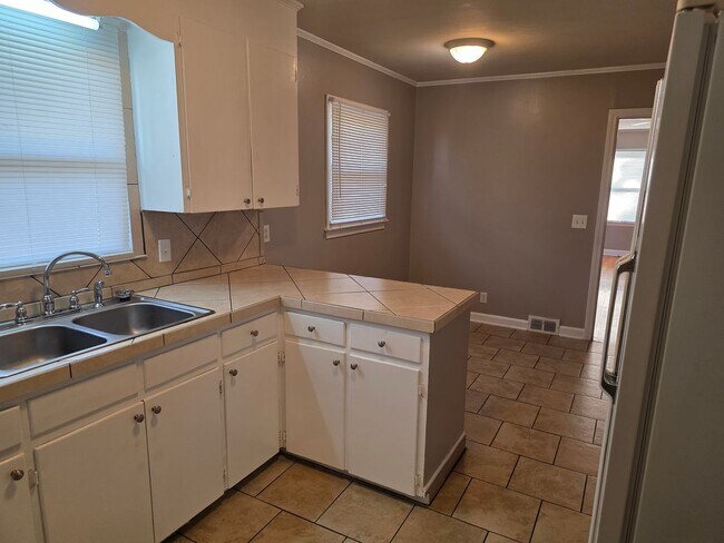 Building Photo - 3482 NC 268