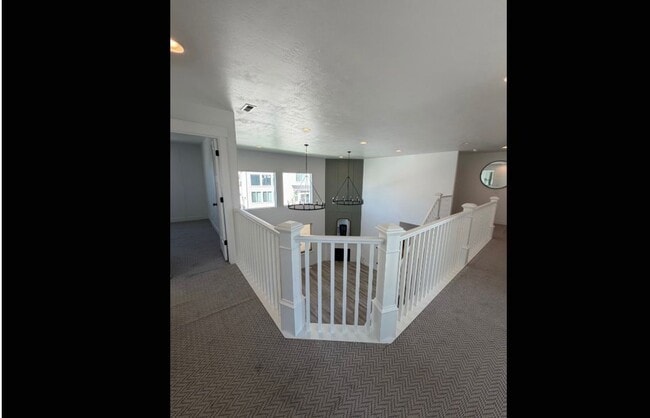 Building Photo - 98 S Serrata Ln