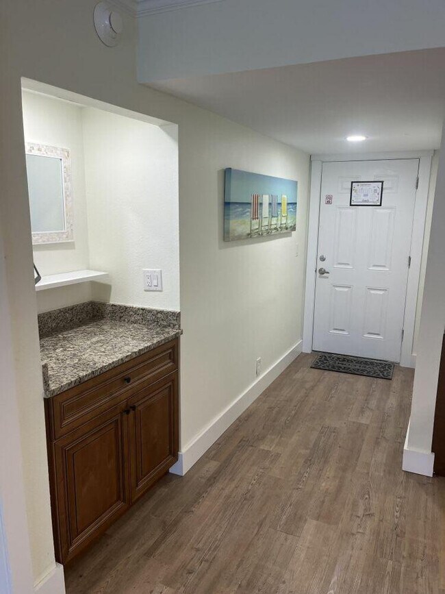 Building Photo - 7785 Estero Blvd