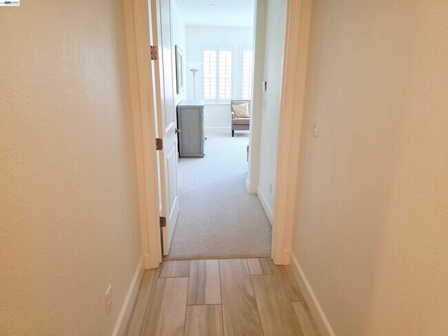 Building Photo - 2488 Remy Cantos Dr
