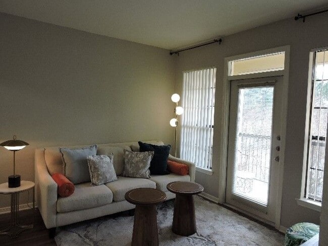 Building Photo - Beautiful furnished and equipped One bedroom/One Bath Condo - The Reserve at Cedar Lodge