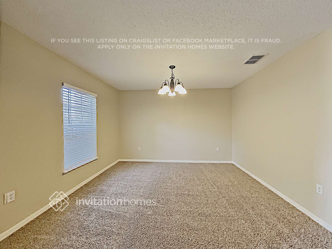 Building Photo - 1701 Alhambra Crest Dr